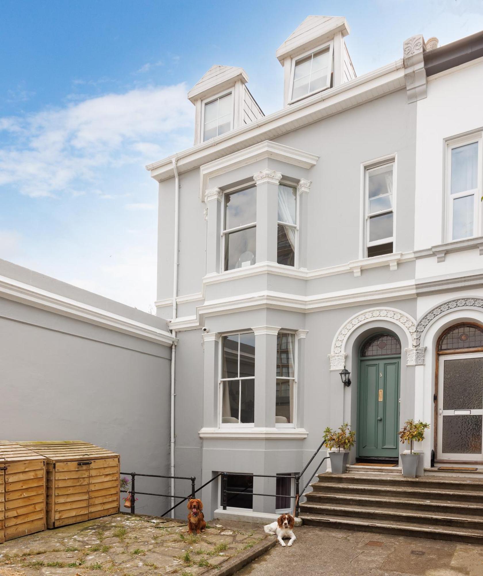 Central Plymouth Luxury House: Pet-Friendly with Hoe Access Exterior photo